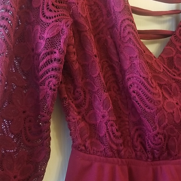 Long Sleeve Lace Burgundy Dress - Picture 2 of 4